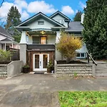 Hawthorne House - Unit B